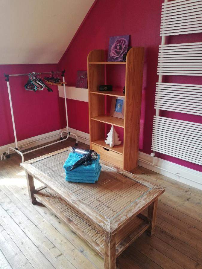 La Chambre D'Hote De Christelle Apartment แชร์บูร์ก อ็อง กงต็องแต็ง ภายนอก รูปภาพ